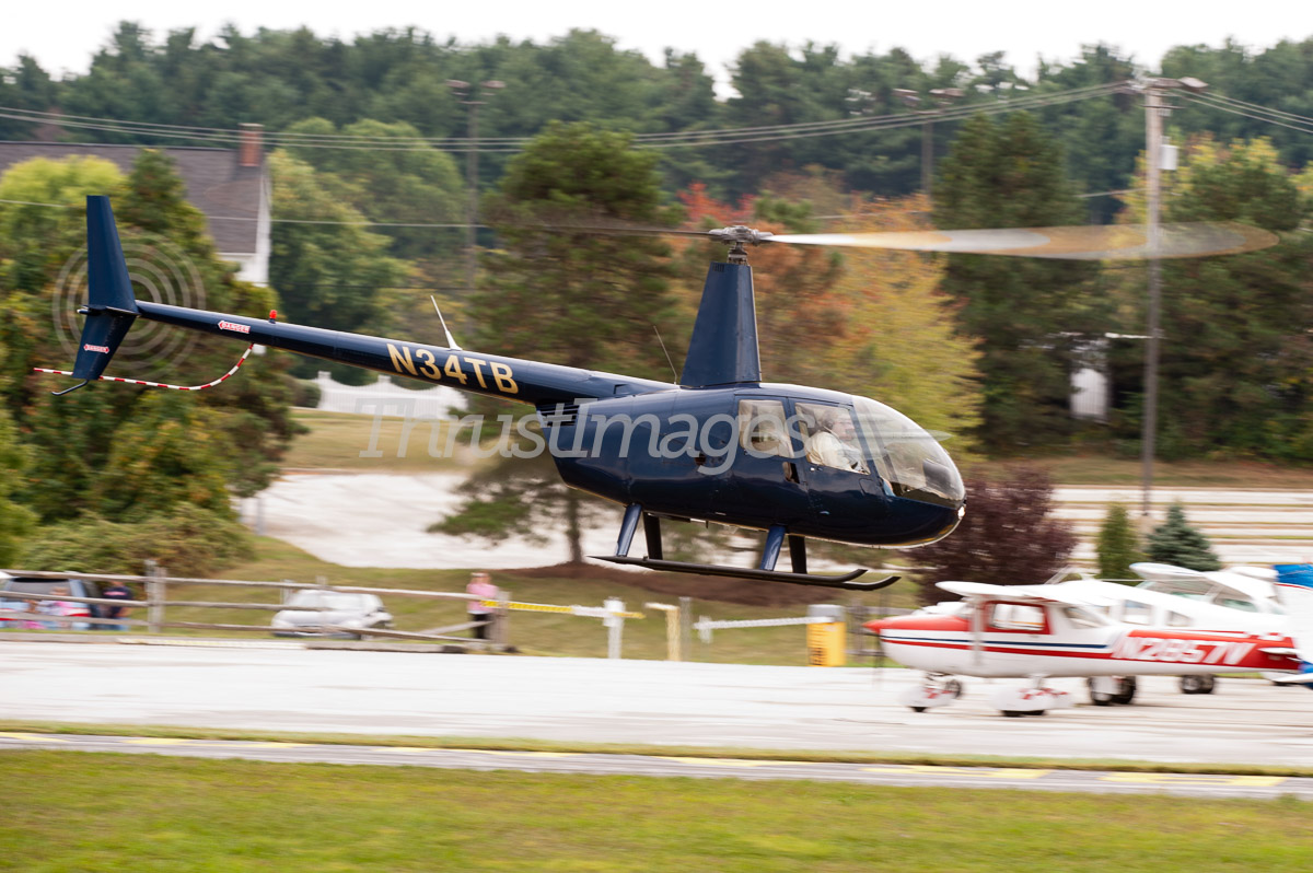 Robinson R44